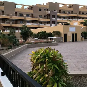 https://maria-perla-medano.in-canary-islands.com